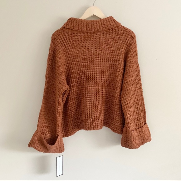 Goodnight Macaroon | Cropped Turtleneck Sweater - Picture 5 of 8